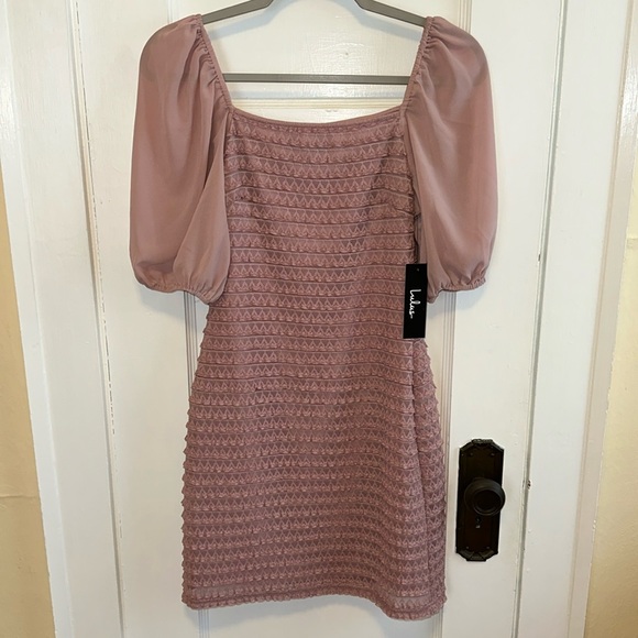 Lulu’s Dress - Picture 3 of 4